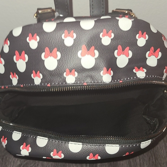 DISNEY MINNIE MOUSE LOGO LARGE BACKPACK BAG GREAT FOR TRAVEL SCHOOL AND MORE - Picture 7 of 13